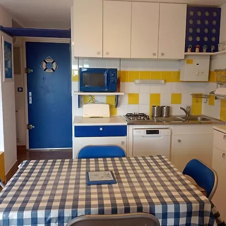 26m All Comfort Near The Beach And Sea View Apartment *