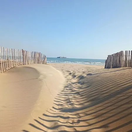 26m All Comfort Near The Beach And Sea View Apartment Agde
